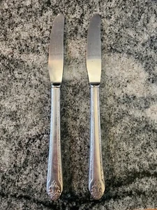 Pair Of Vintage 9" Long Cold Meat Serving Knives Holmes Edwards Lovely Lady - Picture 1 of 2