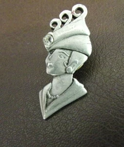 Lady With Hat Lapel Pin With Rhinestone Marked "JJ" - Picture 1 of 4