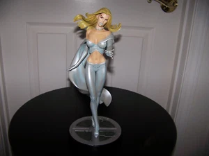 MARVEL COMICS BOWEN DESIGNS EMMA FROST WHITE QUEEN STATUE UNCANNY X-MEN - Picture 1 of 17