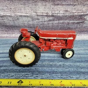 Vtg Ertl 1/16 scale International Harvester diecast n/frontend tractor red/white - Picture 1 of 9