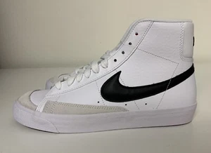 Nike Blazer Mid ‘77 Vintage GS White Black Youth Sz 5.5Y/ Womens Sz 7 DA4086-100 - Picture 1 of 10