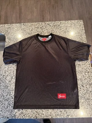 Jersey Supreme Gradient Malla Rayas Negro SS23 Para Hombre Talla XL Parche Logo NUEVO Foto 1 de 2