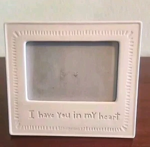 Cornice portafoto in ceramica finitura avorio "TI HO NEL CUORE" - Foto 1 di 4