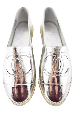 Chanel 19C Plata Laminado Cuero Logo CC Doble Suela Alpargata Ballet Plana 37 Foto 1 de 4