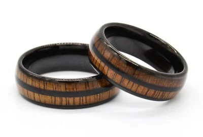 Anillo de boda doble de madera de koa hawaiano de tungsteno negro de 8 mm para hombre tallas 6-14 Foto 1 de 2