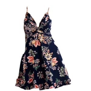 Vestido Free People Cordón Aspecto Vidrio Azul Marino Floral BoHo Mini Vestido PEQUEÑO Nuevo - Imagen 1 de 8