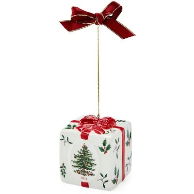 Spode Christmas Tree Gift Box Ornament - Image 1 of 4