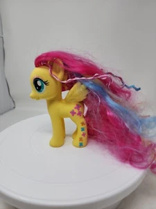 My Little Pony 5" Fluttershy Pegasus Schmetterling gelb 2013 Hasbro KOSTENLOSER VERSAND - Bild 1 von 6
