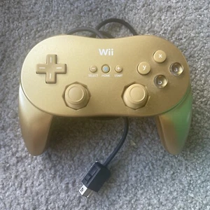 Limited Edition Genuine Nintendo Wii Classic Pro Controller Gold GoldenEye 007 - Picture 1 of 1