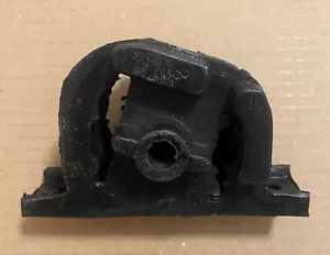 Volkswagen Motor Mount 211 199 231 C - Foto 1 di 1