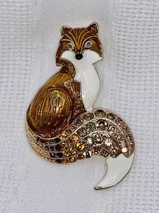 Napier Classy Golden Fox Pin Signed - Picture 1 of 4