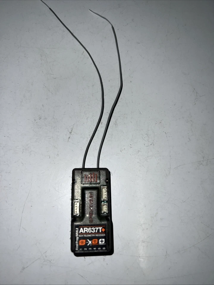 AR637T+ 6 Channel SAFE and AS3X Telemetry Receiver SPMAR637T - Image 1 of 1