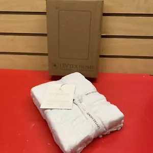 Levetex Home Timeless Collection gesteppter Überwurf 50x60 in weiß neu verpackt @ - Bild 1 von 4