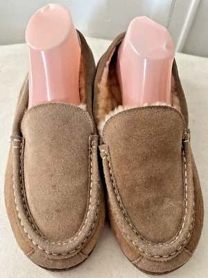 Acorn Slippers Sheepskin Shearling Size Men's 10.5- 11.5 Moccasin Booties GUC - Image 1 of 4