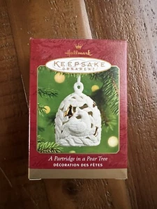 2001 Hallmark Keepsake Ornament - New - A Partridge In A Pear Tree - Imagen 1 de 2