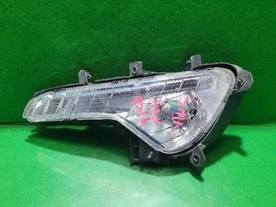 2011 KIA Sportage R Left Fog Light 922013W100 - Image 1 of 4