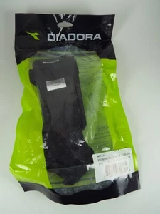 Guardabarros de espinera de fútbol Diadora talla XXS negros y amarillos neón 80-100 cm 2'7""-3'3"" de alto - Imagen 1 de 7