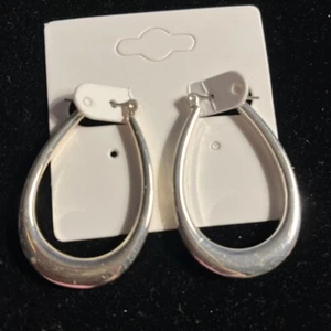 Silvertone Oval Hoop Pierced Earrings - Picture 1 of 2
