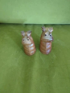 African Handmade Salt And Pepper Shakers - Picture 1 of 6