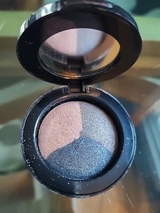 Vincent Longo Eyeshadow Sweet Vivaldi Trio Diamond Eye Shadow Pink Brown Black - Picture 1 of 4