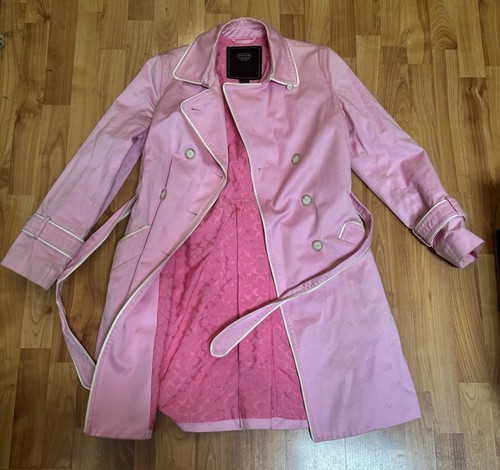 Barbie Rosa Designer Trench Cappotto Cotone COACH in Condizioni Nuove Taglia Medium