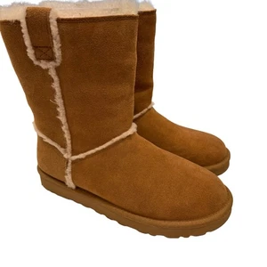 UGG CLASSIC SHORT SPILL SEAM CHESTNUT SHEARLING BOOTS US 8/ EU 39 NEW - Picture 1 of 9