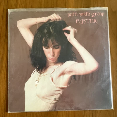 Patti Smith Group | Easter Vinyl LP | 1978 Pressing Foto 1 de 4