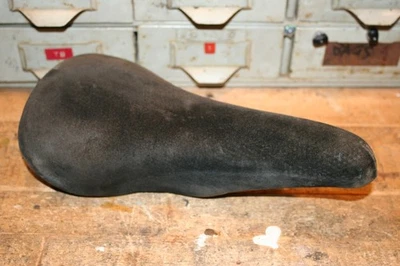 Asiento de bicicleta vintage Cinelli Unicanitor de cuero gamuza negro años 80 Unica Nitor Foto 1 de 4