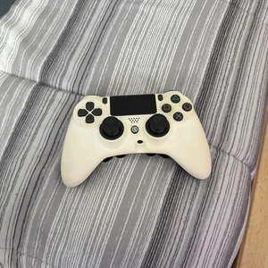 SCUF Impact Professional Gaming Controller For PS4 And Pc - Custom - Picture 1 of 3