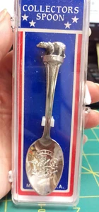 Alaska collectors Spoon with Bear on handle AK souvenir spoon NOS Made in USA - Picture 1 of 8