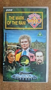 Doctor Who: The Mark of the Rani (VHS 1995) Colin Baker, New and Sealed - Imagen 1 de 4