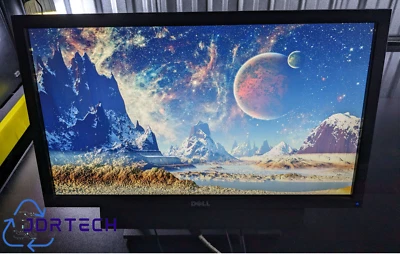 Dell P2211HT 1920 x 1080 WideScreen LCD Flat Panel Computer Monitor - Image 1 of 4