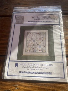 Grüner Daumen Spielbrett Sampler Kreuzstich Muster Sampler blaues Band Designs - Bild 1 von 2