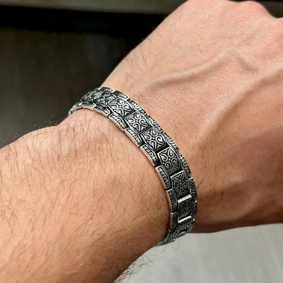 925 Silver Engraved Men Silver Thick Handmade Bracelet - Image 1 of 4