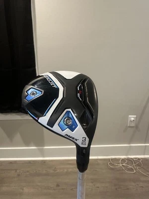 Cobra Aerojet max 3 wood stiff with LA Golf Tour AXS wht 50s shaft - Image 1 of 4