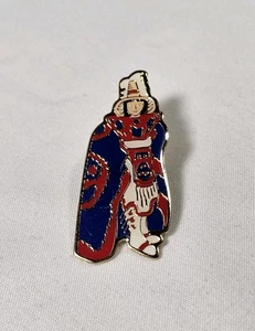 Vintage 1988 Anchorage Alaskan Eskimo Inuit Native Travel Souvenir Emaille Pin - Bild 1 von 5