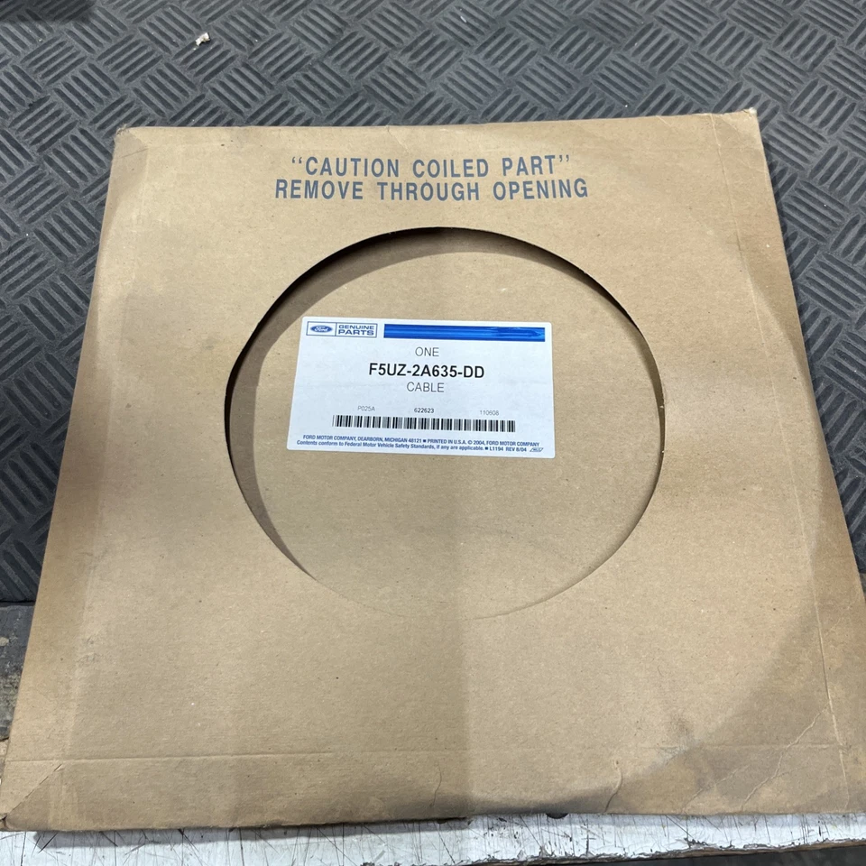 Cable freno estacionamiento trasero F5UZ2A635DD LH Ford E350 1995-98 Foto 1 de 1