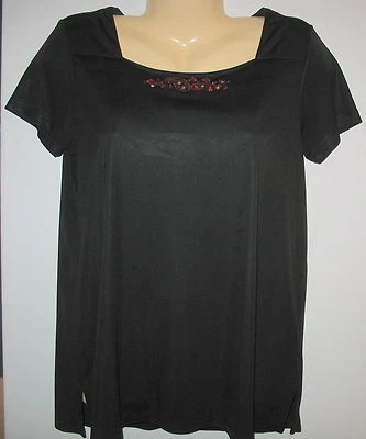 EMMA JAMES a LIZ CLAIBORNE CO.-BLACK - RED EMBROID -PULLOVER- CAP SLEEVE TOP- S - Image 1 of 3