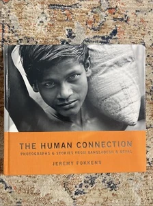 The Human Connection : Photographs and Stories from Bangladesh and Nepal - Picture 1 of 5