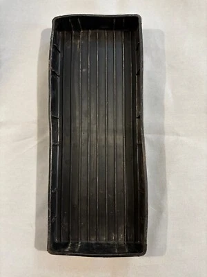 Datsun Nissan 520 410 411 Battery Tray–Approx inside dimensions 13-1/2” x 5-1/2" Foto 1 de 4