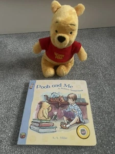 Winnie The Pooh Bear Posh Paws Disney & Musical Book Ex Condition Lovely Gift 🎁 - Picture 1 of 8