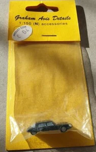 ** Graham Avis Details C04 Saloon Black Car 1:150 N Scale - Picture 1 of 1
