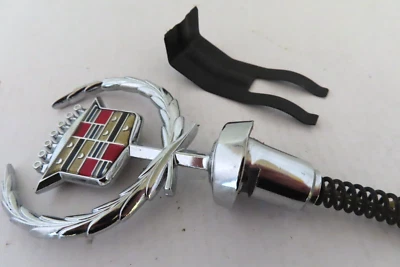 NOS OEM GM 1988 - 1991 Cadillac Eldorado and Seville hood ornament crest logo - image 1 of 2