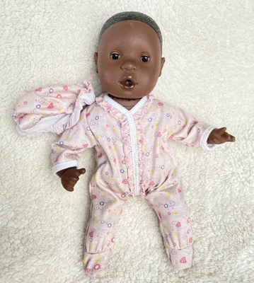 Melissa & Doug Mine to Love Gabrielle 12" muñeca bebé afroamericana traje rosa Foto 1 de 4
