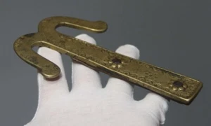 Real Nice Tibet 19th Century Old Antique Buddhist Alloy Copper Milk Hook Amulet - Picture 1 of 6