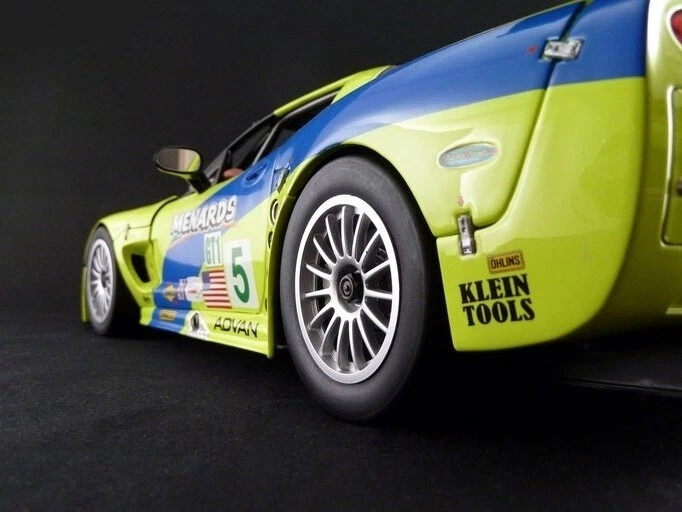 Coche de carreras Corvette Chevrolet55Chevy571963StingRay18Hot Rod 1:12 GMP 1970 A GRAN ESCALA Foto 1 de 4