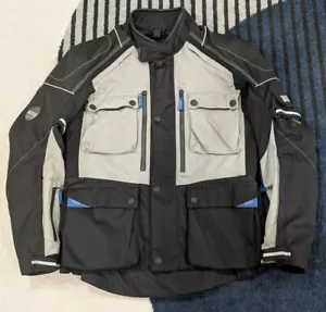 Triumph Motorcyle Adventure Jacket Armored Full Zip Pockets Riding 46/56 Medium - Picture 1 of 14