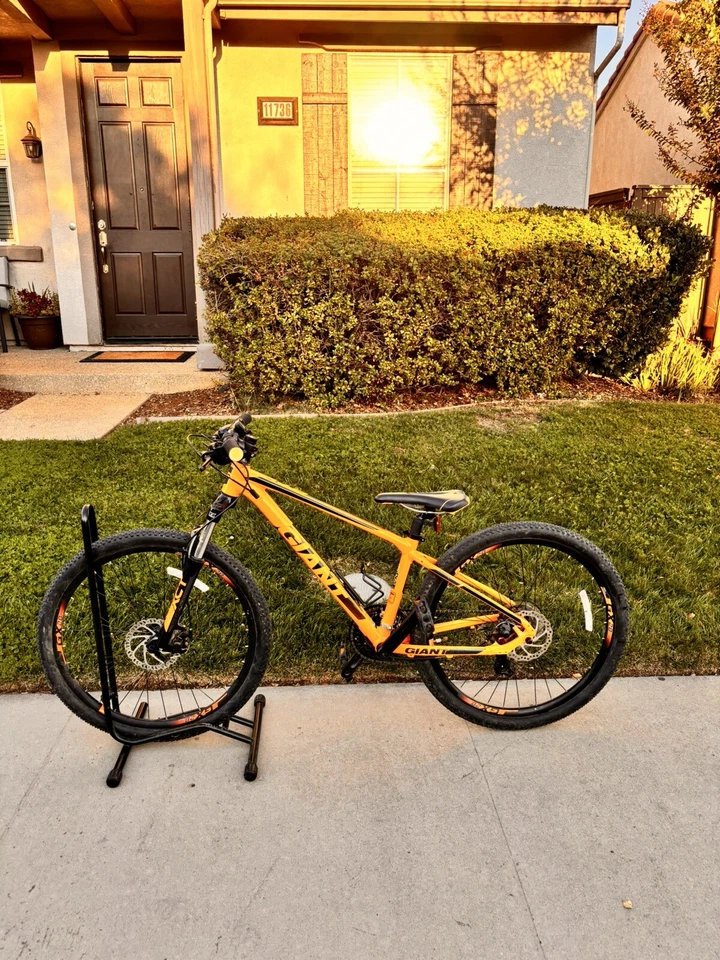 Bicicleta de montaña Atx 2 28 (gigante) Foto 1 de 4