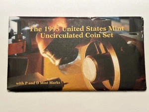 1995 United States Mint P&D Uncirculated Set - Picture 1 of 5
