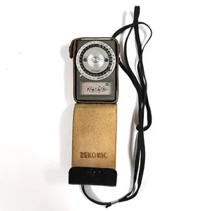 Vintage Sekonic L-216 Auto Range Light Meter BB670 - Picture 1 of 4